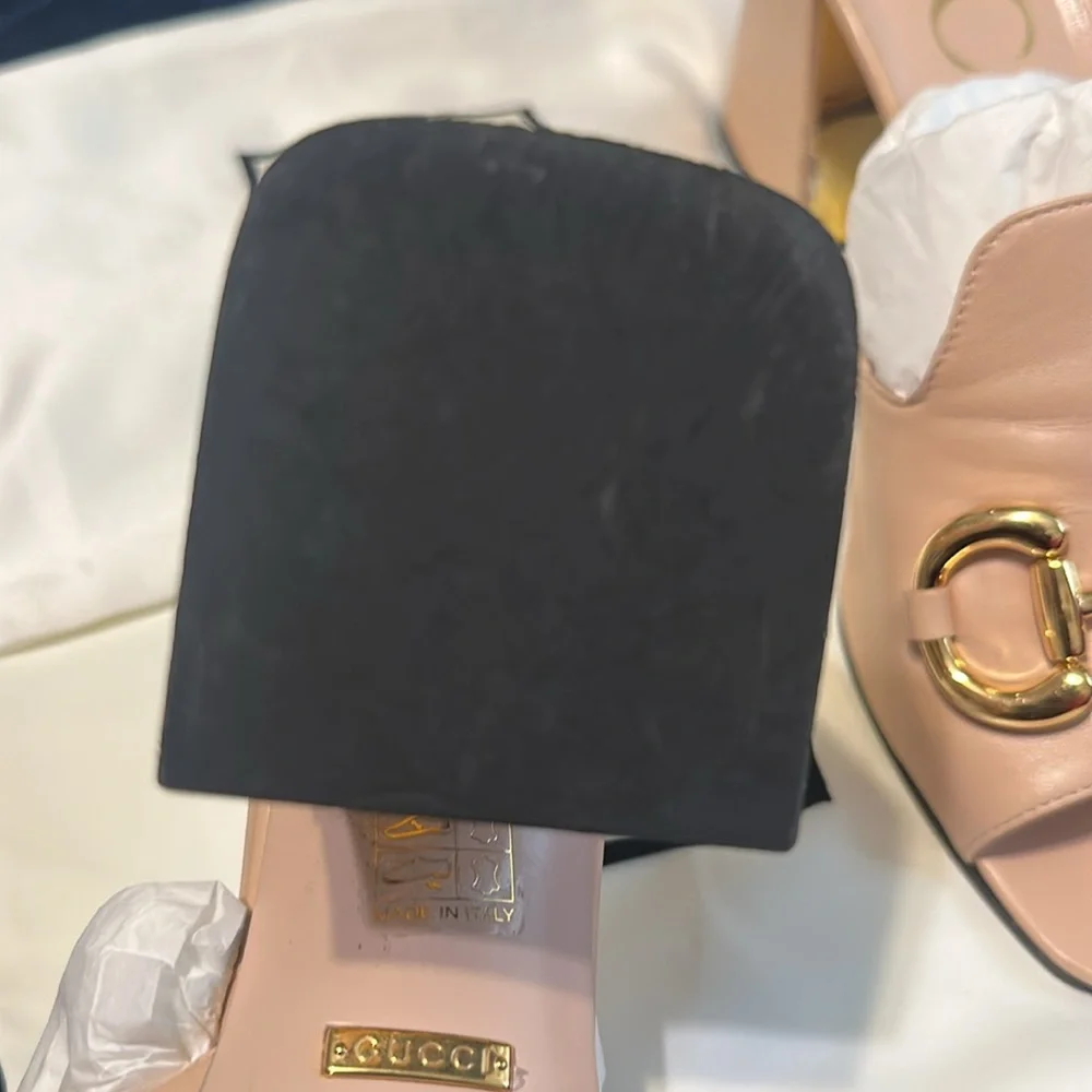 Gucci horsebit Women's 
Beige Leather Mules - Picture 14 of 16